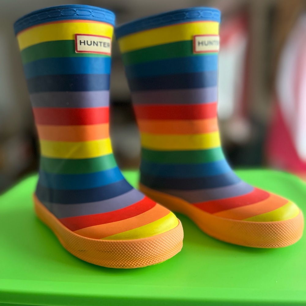 Rainbow Hunter Boots - Toddler sz 9b/10g